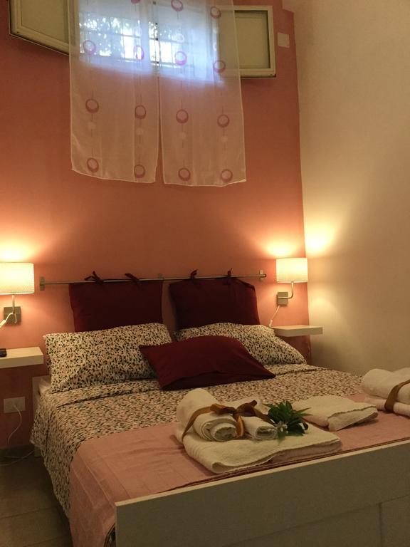 Case Vacanze Le Rose Noto Exterior foto