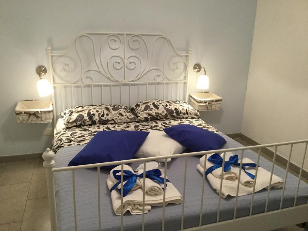 Case Vacanze Le Rose Noto Exterior foto